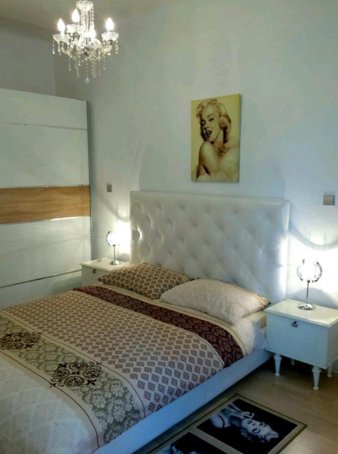 Apartment Ory Near The City Center With Free Parking プーラ エクステリア 写真